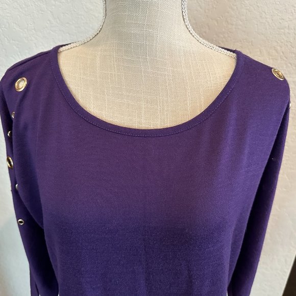 BY DESIGN Lightweight Pull Over Sweater with Grommets - Picture 6 of 9